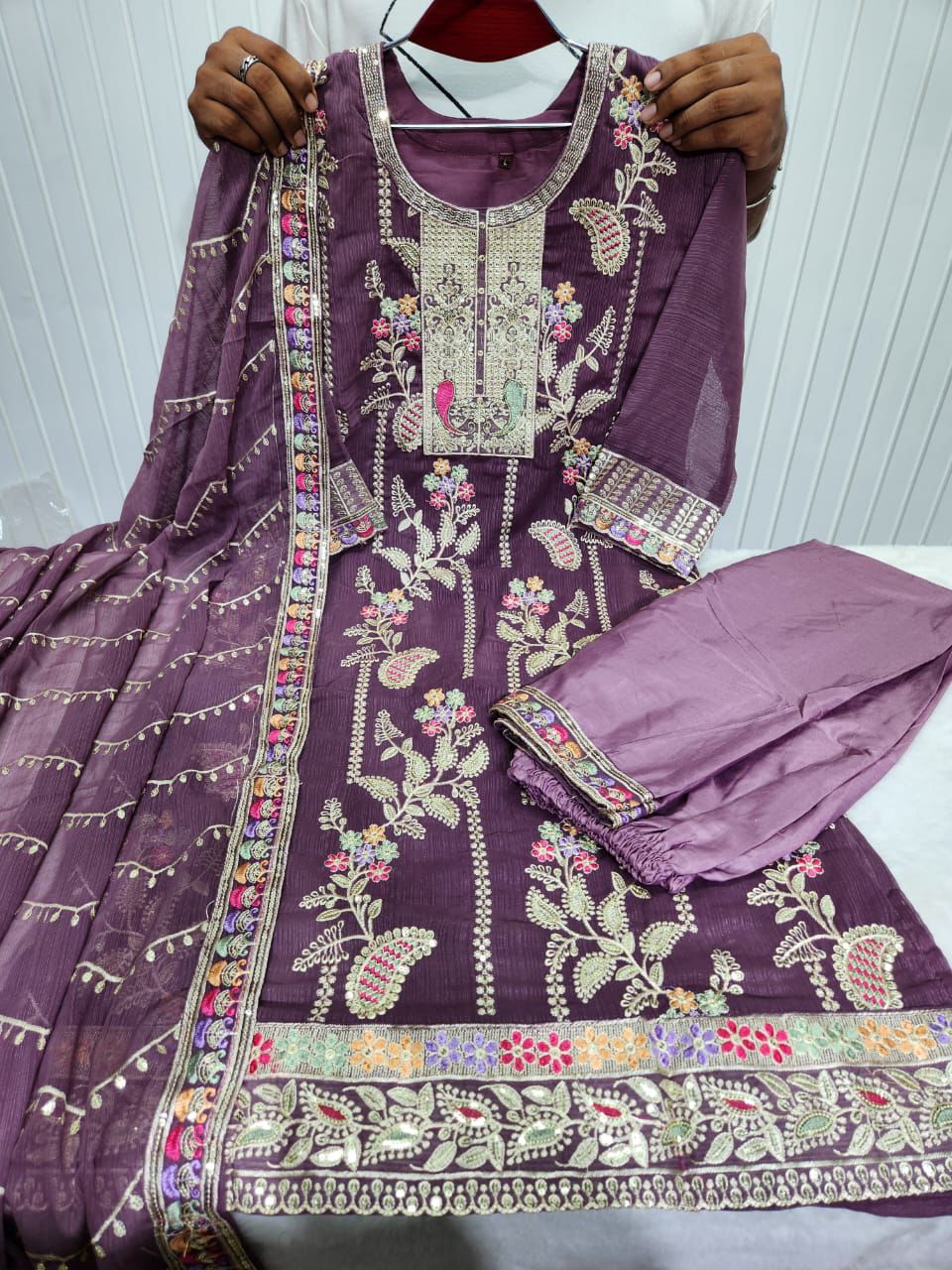 Readymade Three Piece (SKU: 20549)