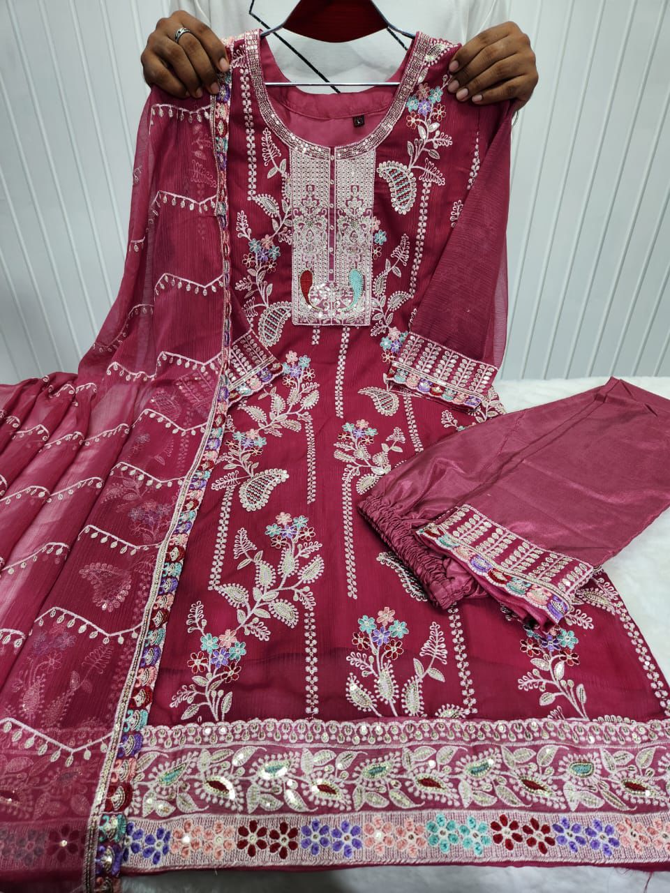 Readymade Three Piece (SKU: 20551)