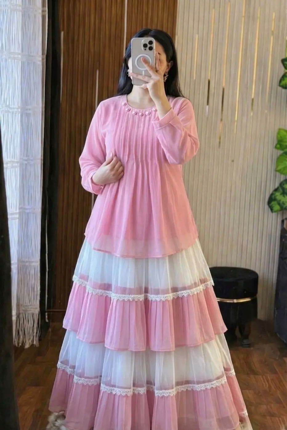 Trendy Ladies Tops and Skirt Set(29195)