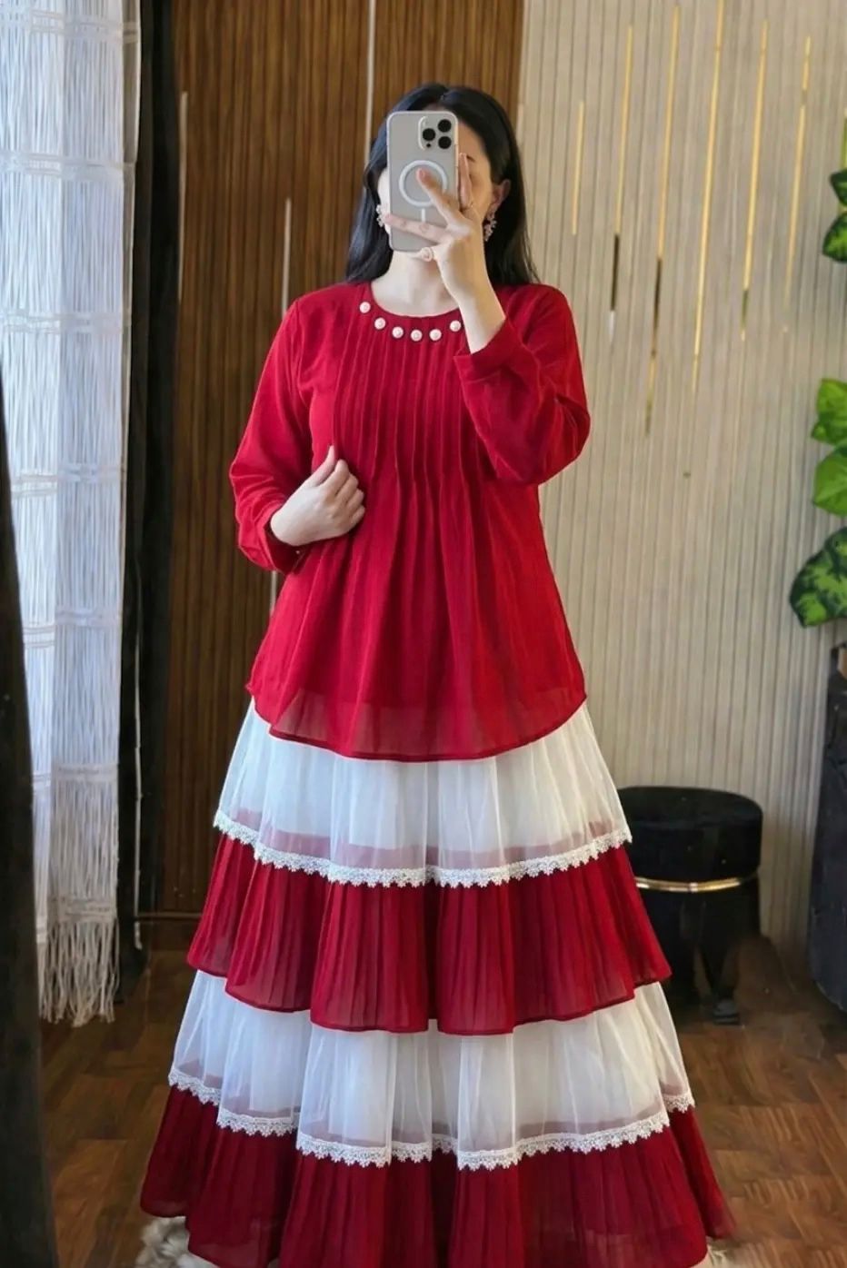 Trendy Ladies Tops and Skirt Set(29196)